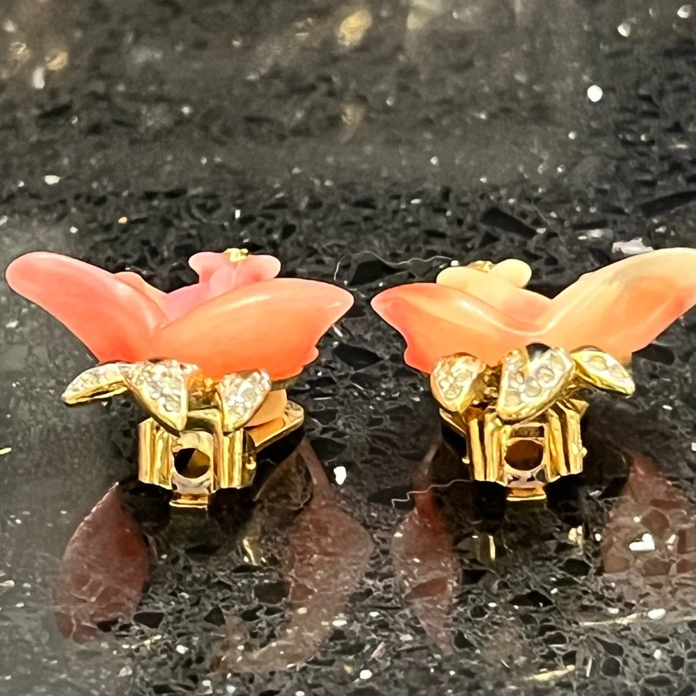 Kenneth Jay Lane KJL pink rose black enamel crystal clip on earrings Vintage QVC - Picture 2 of 4